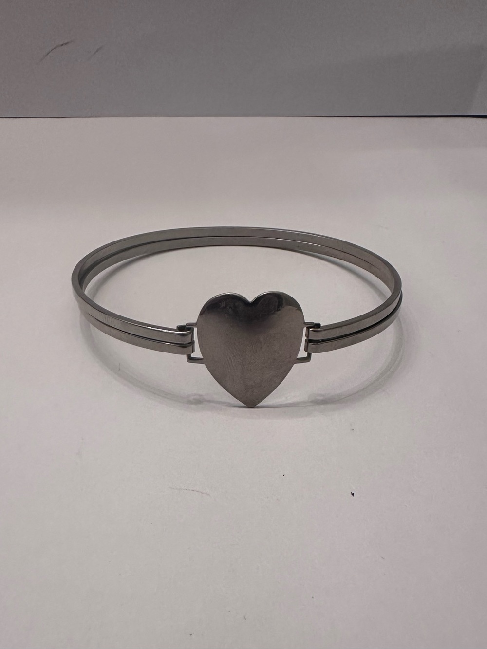 Silver Heart Bangle